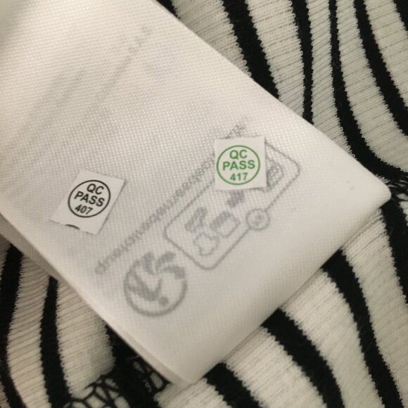 European H&M Black and White Striped Ribbed Tank Top - Picture 11 of 13